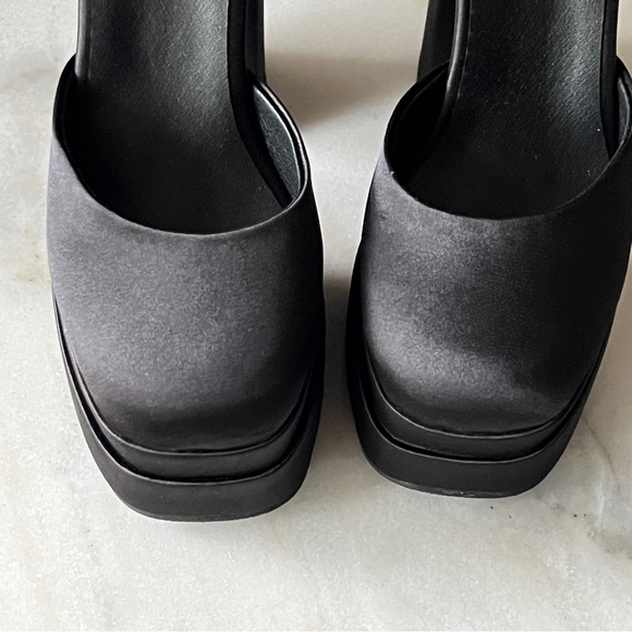 Platform Heel Square toe with Rhinestones. - Picture 6 of 7